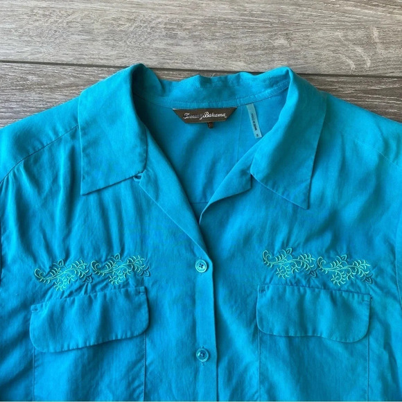 Tommy Bahama Embroidered Chest Pockets Pure  Silk Button Down Shirt - Picture 5 of 13
